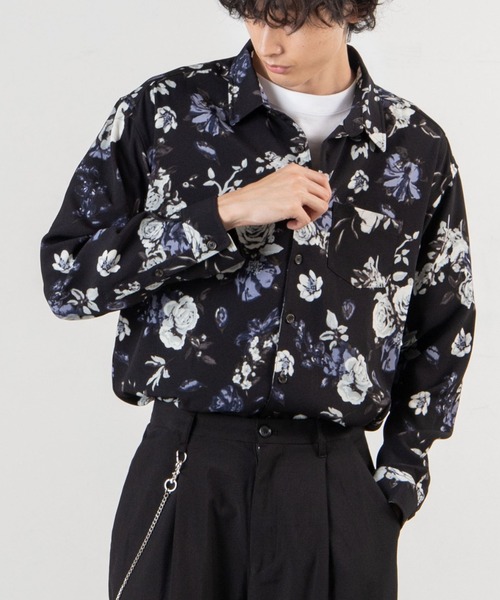 WEGO（ウィゴー）の「WEGO/ダークフラワーシャツ（シャツ/ブラウス・メンズ・その他1/その他2・MEDIUM/LARGE）」の2枚目の写真