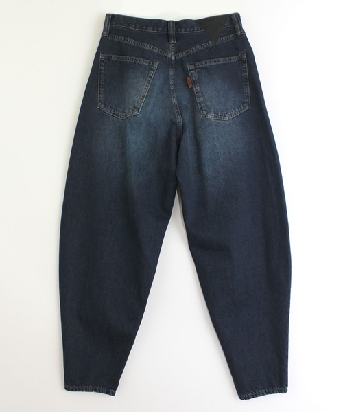 RNA（アールエヌエー）の「R3797 MOM DENIM（デニムパンツ