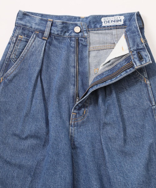 HOLIDAY(ホリデイ)の「TUCK DENIM PANTS (CROPPED) タックデニムパンツ (クロップド)(デニムパンツ・レディース・インディゴブルー・1/0)」の5枚目の写真