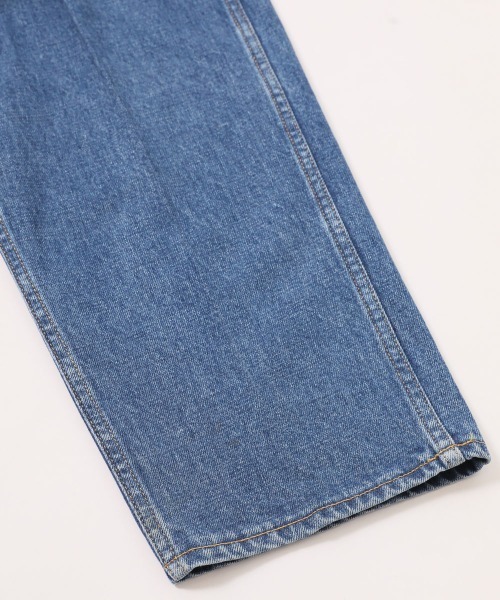 HOLIDAY(ホリデイ)の「TUCK DENIM PANTS (CROPPED) タックデニムパンツ (クロップド)(デニムパンツ・レディース・インディゴブルー・1/0)」の6枚目の写真