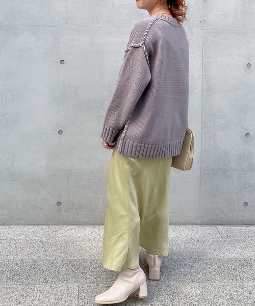 archives(アルシーヴ)の「ステッチ入りBIGプルオーバー(ニット/セーター・レディース・オレンジ/ブルー/ブラック/オフホワイト/グレー/マスタード・MEDIUM)」の19枚目の写真