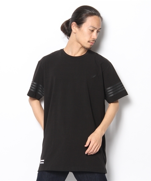 PUBLISH(パブリッシュ)の「メンズ パブリッシュ Tシャツ PUBLISH Santi(Tシャツ/カットソー・メンズ・ホワイト/ブラック・MEDIUM/SMALL/LARGE)」の1枚目の写真
