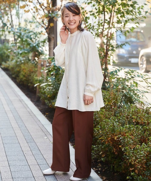 cepo（セポ）の「パフスリーブボリュームドレスシャツ　※２ＷＡＹ（シャツ/ブラウス・レディース・オフホワイト/サックスブルー/ベージュ・M）」の9枚目の写真