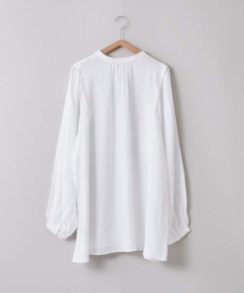 cepo（セポ）の「パフスリーブボリュームドレスシャツ　※２ＷＡＹ（シャツ/ブラウス・レディース・オフホワイト/サックスブルー/ベージュ・M）」の20枚目の写真