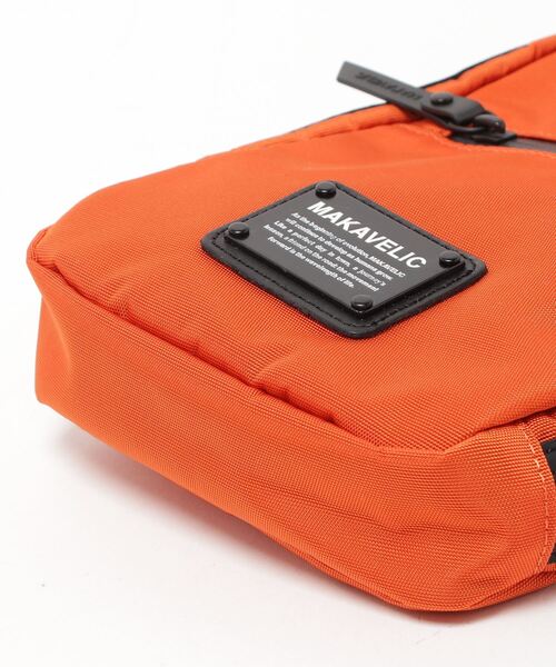 MAKAVELIC(マキャベリック)の「【MAKAVELIC】TRUCKS DUALIS POUCH BAG(ショルダーバッグ・メンズ・ネイビー/オレンジ・FREE)」の7枚目の写真