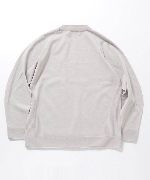 ADAM ET ROPE'（アダムエロペ）の「【ホールガーメント】3D 無縫製プルオーバーニット（ニット/セーター・メンズ・スミクロ/ライトグレー・M/L）」の3枚目の写真