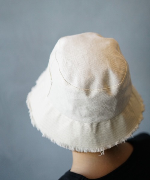 AVIREX（アヴィレックス）の「リネンバケットハット/ LINEN BUCKET HAT（ハット・レディース・ブラック/オフホワイト・FREE）」の6枚目の写真