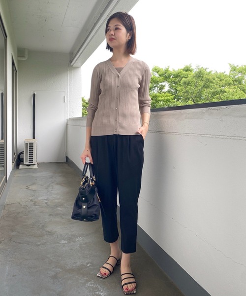 RIVE DROITE(リヴドロワ)の「美脚効果抜群 インスリットパンツ(その他パンツ・レディース・ベージュ/ミント/ネイビー/ブラック・36/38)」の13枚目の写真