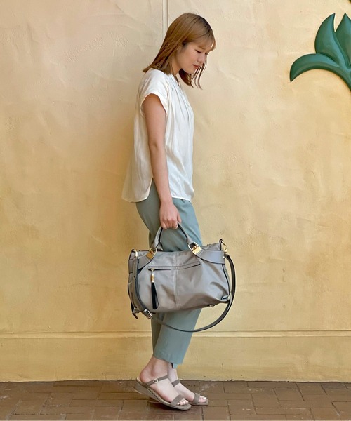 RIVE DROITE(リヴドロワ)の「美脚効果抜群 インスリットパンツ(その他パンツ・レディース・ベージュ/ミント/ネイビー/ブラック・36/38)」の19枚目の写真