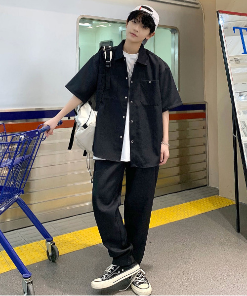 neos（ネオス）の「【neos -addictive design-】ルーズシルエット ダブルポケットシャツ＆パンツ セットアップ（セットアップ・メンズ・ブラック/カーキ/ブルーグレー/グレイッシュベージュ・MEDIUM/LARGE）」の2枚目の写真