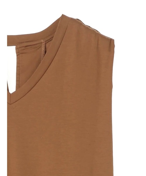 YECCA VECCA（イェッカヴェッカ）の「タックデザインカットワンピース　＊（ワンピース・レディース・ブラック/ブラウン/グリーン・FREE）」の13枚目の写真