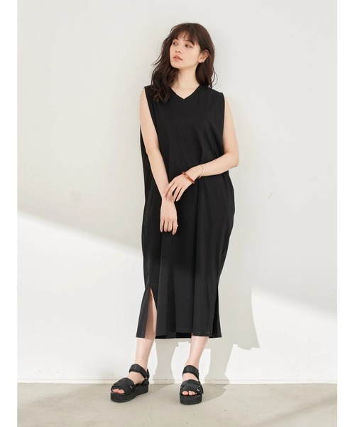 YECCA VECCA（イェッカヴェッカ）の「タックデザインカットワンピース　＊（ワンピース・レディース・ブラック/ブラウン/グリーン・FREE）」の8枚目の写真