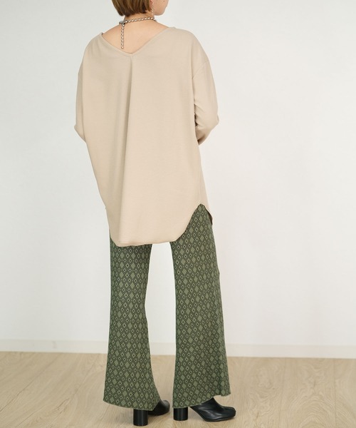 ＡＮＤＪ（アンドジェイ）の「2WAYホックテープ変形リブTシャツ（Tシャツ/カットソー・レディース・ライトベージュ/ブラック/カーキ/モカ・M）」の14枚目の写真