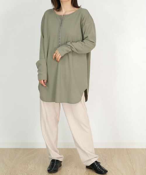 ＡＮＤＪ（アンドジェイ）の「2WAYホックテープ変形リブTシャツ（Tシャツ/カットソー・レディース・ライトベージュ/ブラック/カーキ/モカ・M）」の20枚目の写真