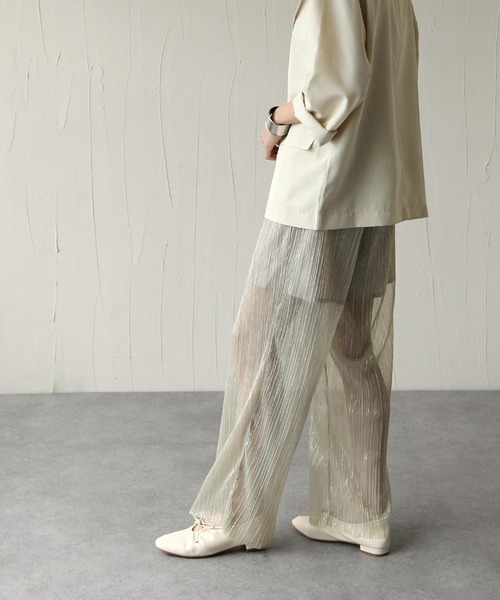 Chillfar（チルファー）の「シアープリーツパンツ（その他パンツ・レディース・シルバー/アイボリー・FREE）」の5枚目の写真