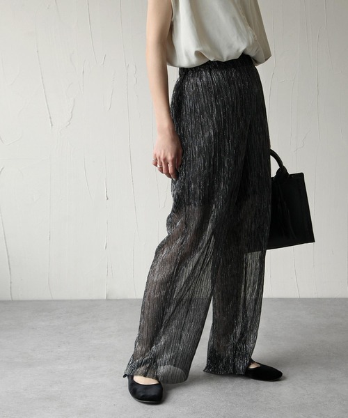 Chillfar（チルファー）の「シアープリーツパンツ（その他パンツ・レディース・シルバー/アイボリー・FREE）」の8枚目の写真