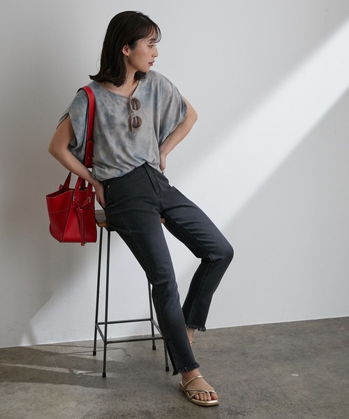 vis-`a-vis（ビサビ）の「【WEB限定】タイダイ染ドレープTシャツ（Tシャツ/カットソー・レディース・サックスブルー/グリーン系その他・FREE）」の15枚目の写真