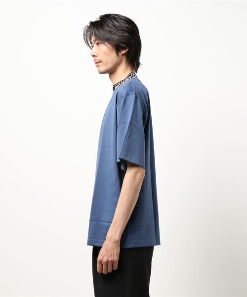 Lui's（ルイス）の「RAKISHネックロゴカットソー（Tシャツ/カットソー・メンズ・ブラック/オフホワイト/ブルー・SMALL/MEDIUM）」の4枚目の写真