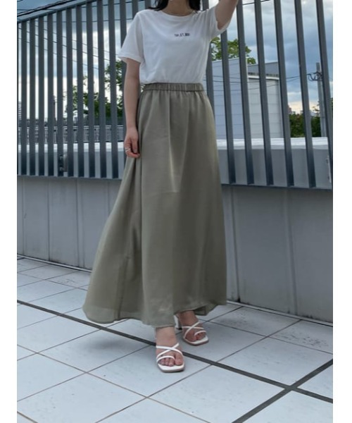 AZUL by moussy(アズールバイマウジー)の「SHEER SHINY LONG SKIRT/シアーシャイニーロングスカート(スカート・レディース・ダークブラウン/ライトカーキ・SMALL/MEDIUM)」の21枚目の写真