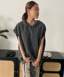 DAMAGE SLEEVELESS HOODIE