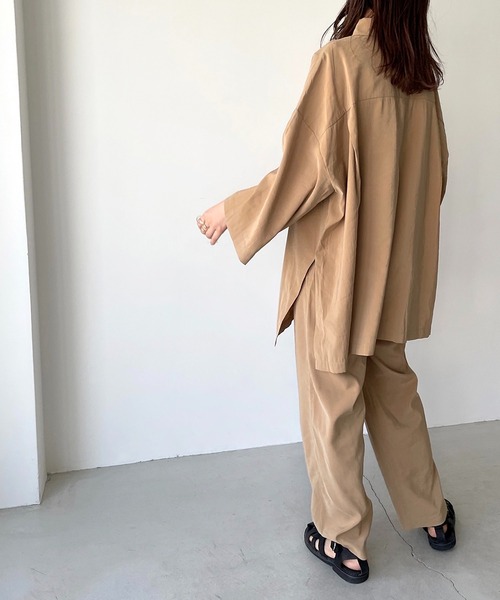 CANAL JEAN(キャナルジーン)の「RED CHOP WORKS(レッドチョップワークス) オーバースリットシャツ(シャツ/ブラウス・レディース・ブラック/ベージュ/パープル・ONE SIZE)」の8枚目の写真