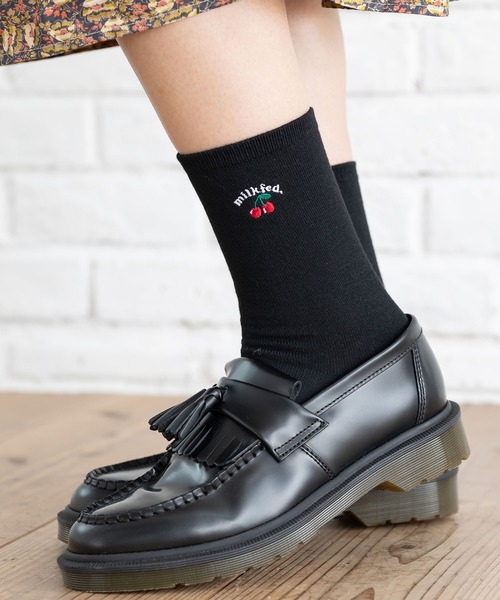 MILKFED.(ミルクフェド)の「CHERRY EMBROIDERY SOCKS(ソックス/靴下・レディース・ホワイト/ブラック/アッシュ・ONE SIZE)」の2枚目の写真