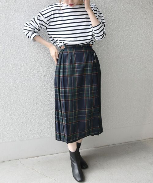SHIPS any(シップス エニィ)の「SHIPS any: スクエアトゥ ヒール ショートブーツ◇(ブーツ・レディース・ホワイト/ブラック・SMALL/MEDIUM/LARGE)」の14枚目の写真