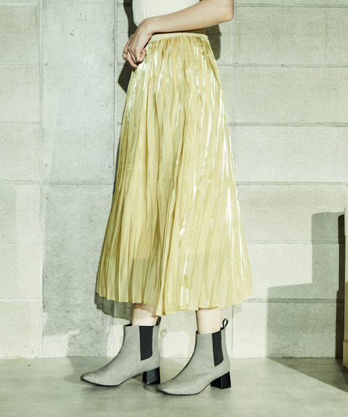 alcali（アルカリ）の「エアメタルサテンプリーツスカート（スカート・レディース・ブルー/イエロー/キャメル・FREE）」の4枚目の写真