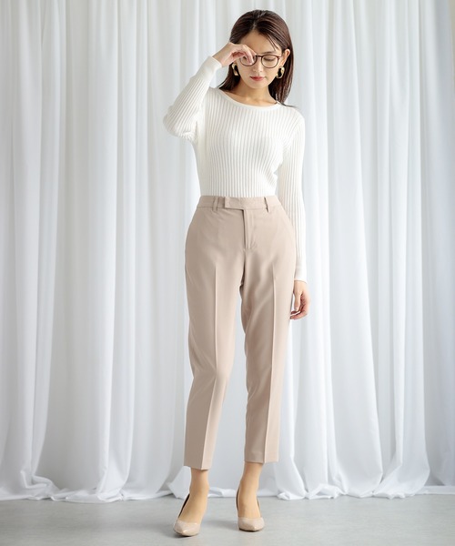 WHITE JOOLA（ホワイトジョーラ）の「【洗濯機で洗える♪オールシーズン着用出来る！2WAYストレッチで動きやすい♪】テーラードジャケット＆テーパードパンツ＆Aラインスカート3点セットスーツ（スーツセット・レディース・ブラック/ベージュ/グレー・LL/SS/S/M/L）」の5枚目の写真