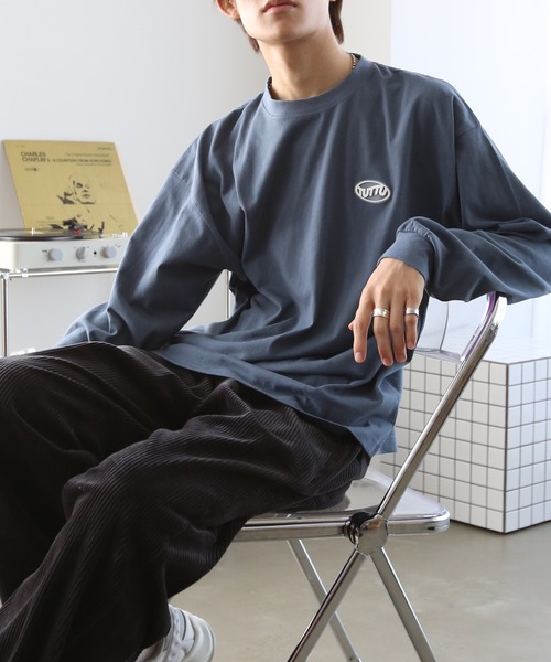 TUTTU（トゥトゥ）の「TUTTUオリジナルグラフィック ビックシルエット ロングスリーブTシャツ（Tシャツ/カットソー・メンズ・ダークグリーン/ブラック系その他/ホワイト/アイボリー/ホワイト系その他2/ブルー/チャコール/ブラック/ホワイト系その他/ホワイト系その他3・M/L）」の10枚目の写真