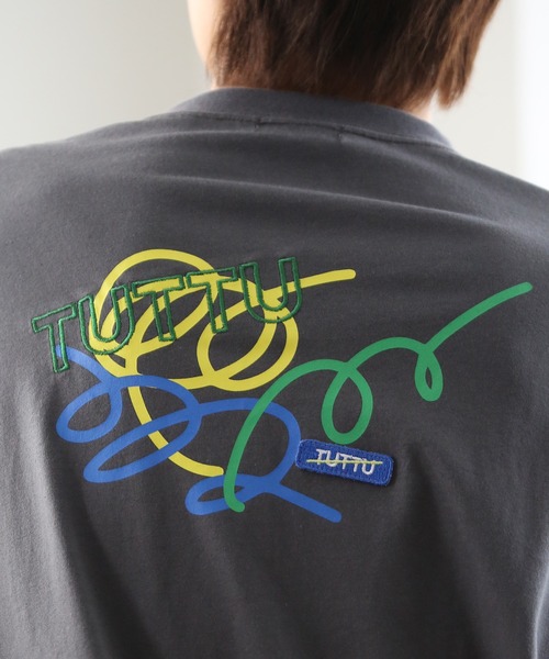 TUTTU（トゥトゥ）の「TUTTUオリジナルグラフィック ビックシルエット ロングスリーブTシャツ（Tシャツ/カットソー・メンズ・ダークグリーン/ブラック系その他/ホワイト/アイボリー/ホワイト系その他2/ブルー/チャコール/ブラック/ホワイト系その他/ホワイト系その他3・M/L）」の13枚目の写真
