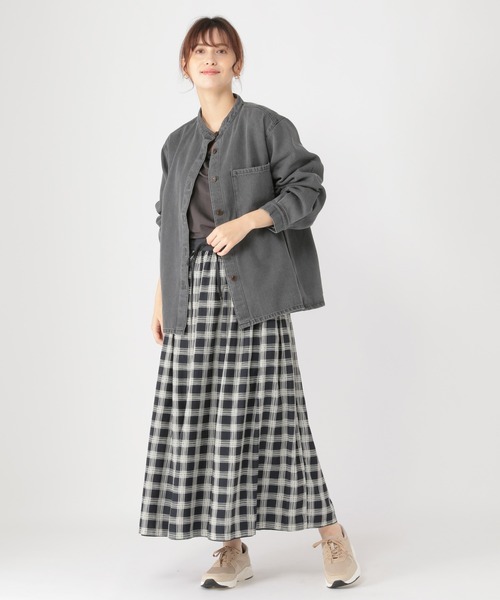 studio CLIP（スタディオクリップ）の「[10/6instaLIVE着用]デニムシャツブルゾン（ブルゾン・レディース・ブラック/ライトグレー/インディゴブルー・FREE）」の6枚目の写真