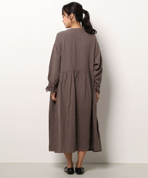 Samansa Mos2（サマンサ モスモス）の「バテンレースワンピース（ワンピース・レディース・モカ/ベージュ/ブラック・ﾌﾘ-）」の5枚目の写真