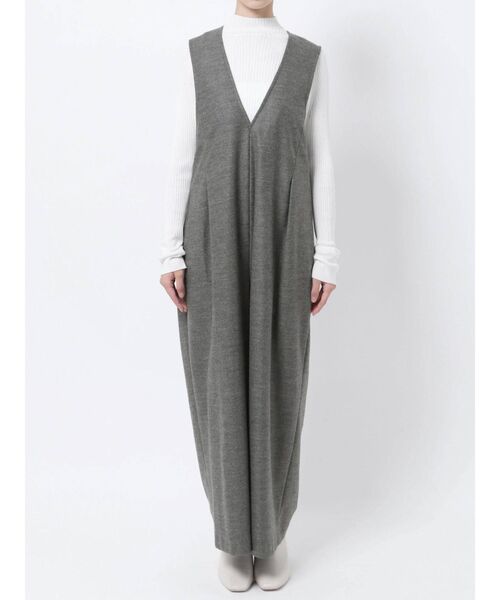 ELENDEEK（エレンディーク）の「プランジングネックコンビネゾン（つなぎ/オールインワン・レディース・グレー/ブラック/カーキ・01/02）」の13枚目の写真