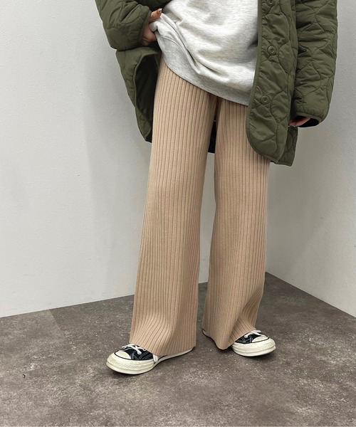 apres jour mignon(アプレジュールミニョン)の「リブニットパンツ【ZOZOTOWN限定アイテム】(その他パンツ・レディース・ダークブルー/グリーン/オレンジ/ブラック/ライトベージュ/モカ・MEDIUM/SMALL/X-LARGE)」の4枚目の写真