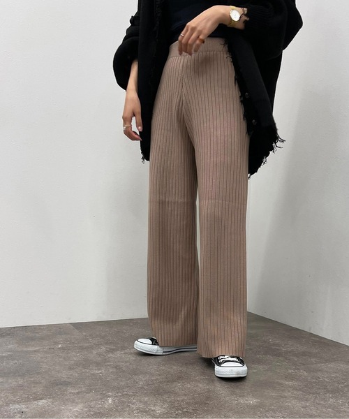 apres jour mignon(アプレジュールミニョン)の「リブニットパンツ【ZOZOTOWN限定アイテム】(その他パンツ・レディース・ダークブルー/グリーン/オレンジ/ブラック/ライトベージュ/モカ・MEDIUM/SMALL/X-LARGE)」の14枚目の写真