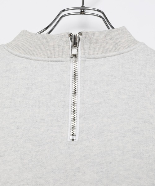 LEGENDA（レジェンダ）の「ブラッシュト モックネック スウェットシャツ ＊（スウェット・レディース・ブルー/アイボリー/チャコールアッシュ・FREE）」の10枚目の写真