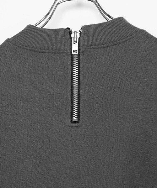 LEGENDA（レジェンダ）の「ブラッシュト モックネック スウェットシャツ ＊（スウェット・レディース・ブルー/アイボリー/チャコールアッシュ・FREE）」の6枚目の写真