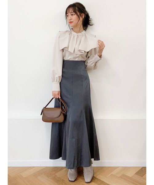 dazzlin（ダズリン）の「ケープカラー付ピンタックブラウス（シャツ/ブラウス・レディース・ブラウン/ベージュ/オフホワイト/ブラック・FREE）」の6枚目の写真