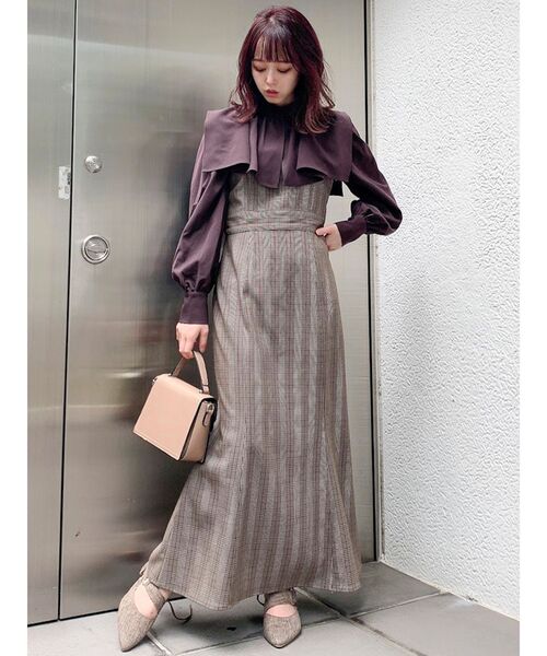 dazzlin（ダズリン）の「ケープカラー付ピンタックブラウス（シャツ/ブラウス・レディース・ブラウン/ベージュ/オフホワイト/ブラック・FREE）」の10枚目の写真