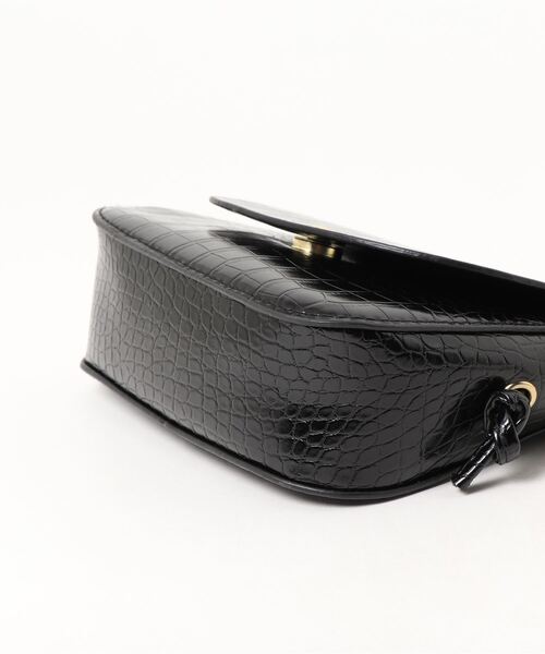 VIBGYOR Women(ヴィブジョー ウィメン)の「【urbanfemine.】ミニフラップショルダーBAG(ショルダーバッグ・レディース・ホワイト/ブラック/ベージュ/グリーン/パープル/イエロー/キャメル/ボルドー・FREE)」の20枚目の写真