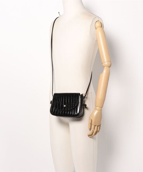 VIBGYOR Women(ヴィブジョー ウィメン)の「【urbanfemine.】ミニフラップショルダーBAG(ショルダーバッグ・レディース・ホワイト/ブラック/ベージュ/グリーン/パープル/イエロー/キャメル/ボルドー・FREE)」の22枚目の写真