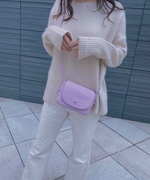 VIBGYOR Women(ヴィブジョー ウィメン)の「【urbanfemine.】ミニフラップショルダーBAG(ショルダーバッグ・レディース・ホワイト/ブラック/ベージュ/グリーン/パープル/イエロー/キャメル/ボルドー・FREE)」の1枚目の写真