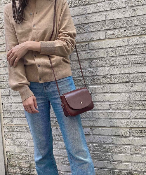 VIBGYOR Women(ヴィブジョー ウィメン)の「【urbanfemine.】ミニフラップショルダーBAG(ショルダーバッグ・レディース・ホワイト/ブラック/ベージュ/グリーン/パープル/イエロー/キャメル/ボルドー・FREE)」の8枚目の写真