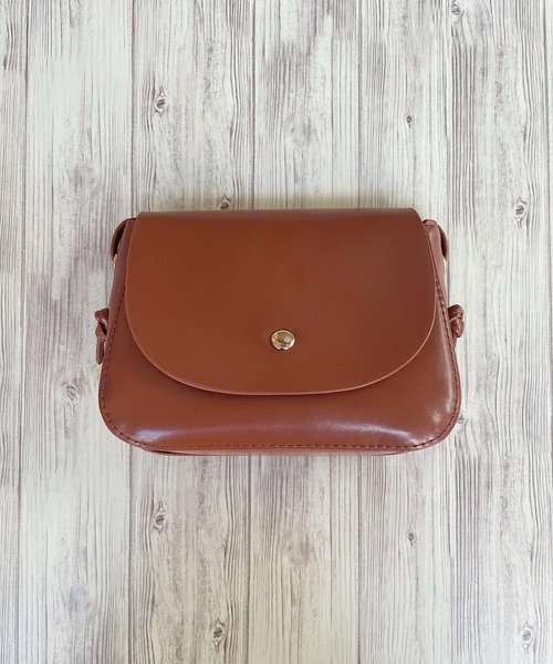 VIBGYOR Women(ヴィブジョー ウィメン)の「【urbanfemine.】ミニフラップショルダーBAG(ショルダーバッグ・レディース・ホワイト/ブラック/ベージュ/グリーン/パープル/イエロー/キャメル/ボルドー・FREE)」の10枚目の写真
