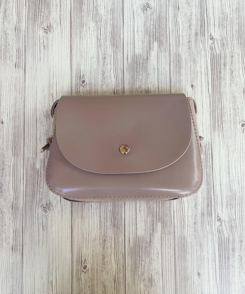 VIBGYOR Women(ヴィブジョー ウィメン)の「【urbanfemine.】ミニフラップショルダーBAG(ショルダーバッグ・レディース・ホワイト/ブラック/ベージュ/グリーン/パープル/イエロー/キャメル/ボルドー・FREE)」の11枚目の写真