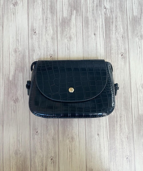 VIBGYOR Women(ヴィブジョー ウィメン)の「【urbanfemine.】ミニフラップショルダーBAG(ショルダーバッグ・レディース・ホワイト/ブラック/ベージュ/グリーン/パープル/イエロー/キャメル/ボルドー・FREE)」の16枚目の写真