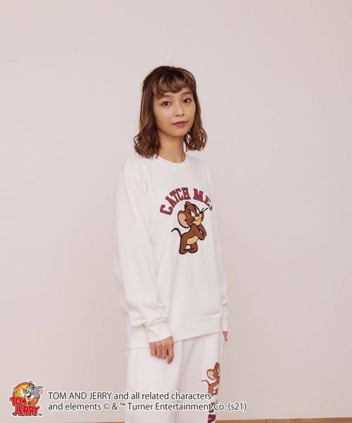 Tom&Jerry(トムアンドジェリー)の「【TOM AND JERRY/トムとジェリー】 裏毛スウェット トレーナー(スウェット・メンズ・ホワイト系その他/ピンク/オリーブ/ベージュ/グリーン系その他/ブラック/オフホワイト/スミクロ/ブルー・LARGE/MEDIUM/X-LARGE)」の2枚目の写真