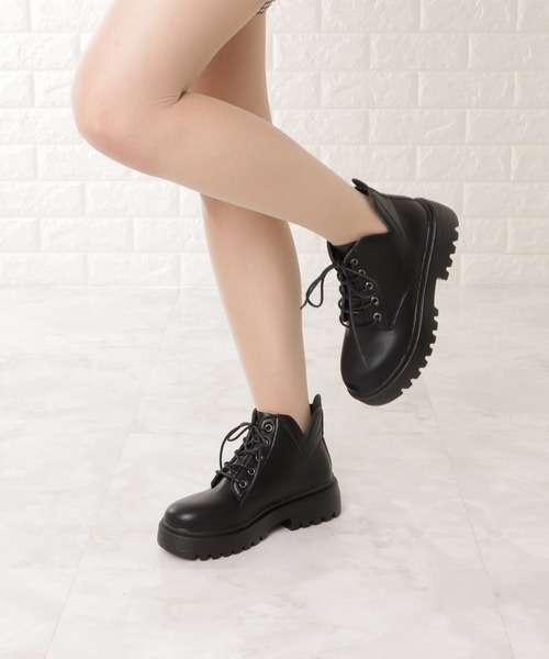 Lace Ladies（レースレディース）の「厚底レースアップショートブーツ（ブーツ・レディース・ブラック/ベージュ・23/24/22.5/24.5/23.5）」の13枚目の写真
