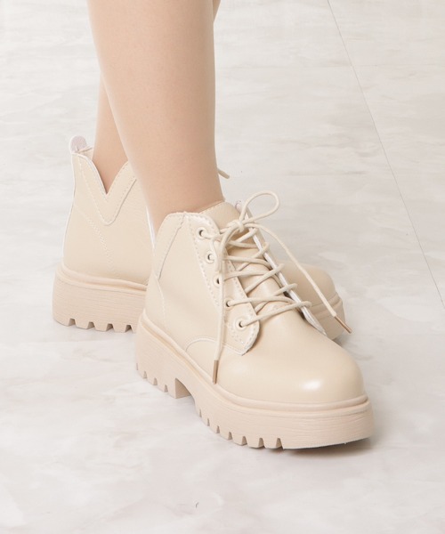 Lace Ladies（レースレディース）の「厚底レースアップショートブーツ（ブーツ・レディース・ブラック/ベージュ・23/24/22.5/24.5/23.5）」の7枚目の写真